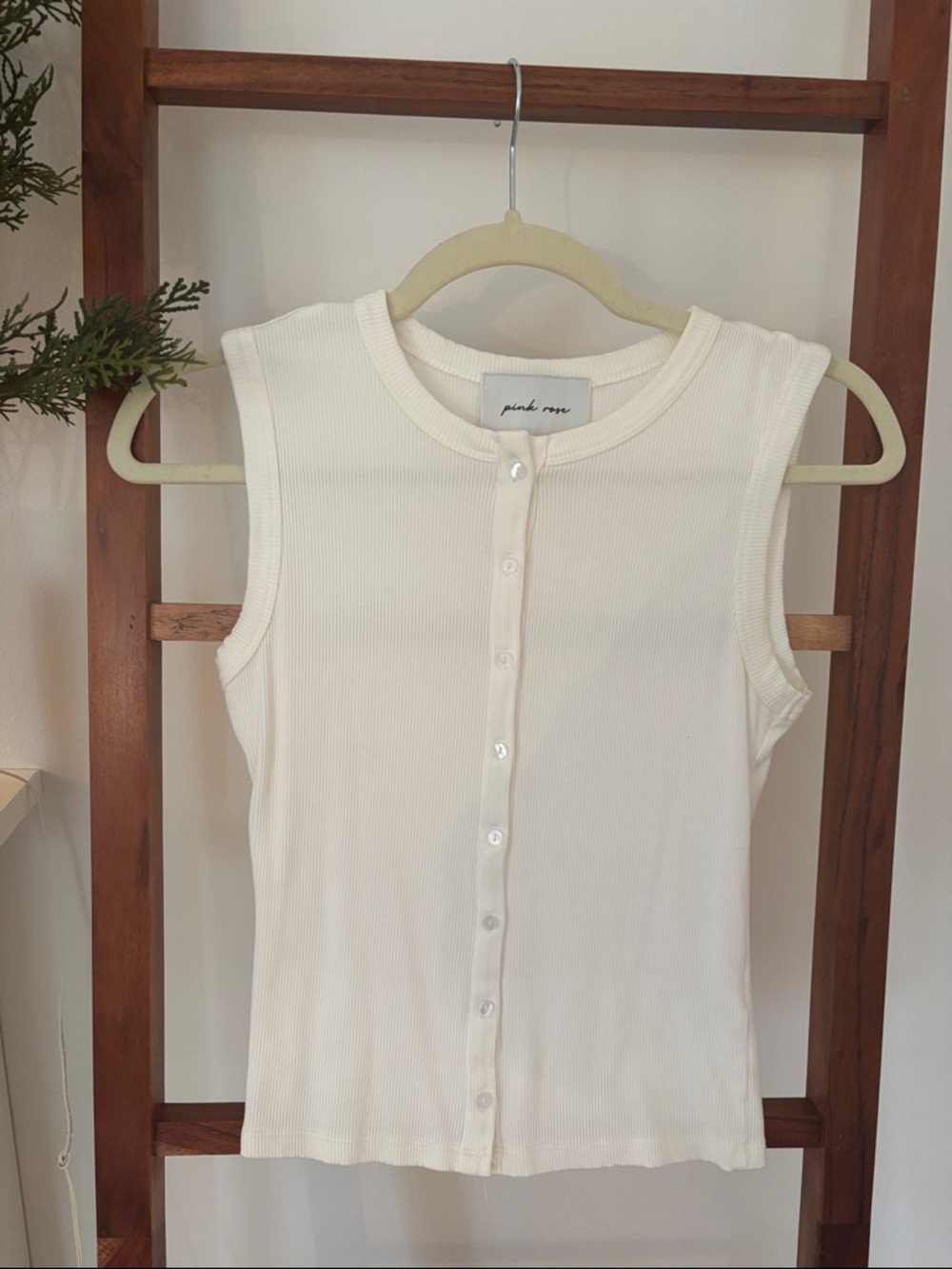 Ribbed Button-Front Sleeveless Top